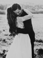 Ivory Long Sleeves Beach Wedding Dress Tulle Lace A Line Bridal Dress