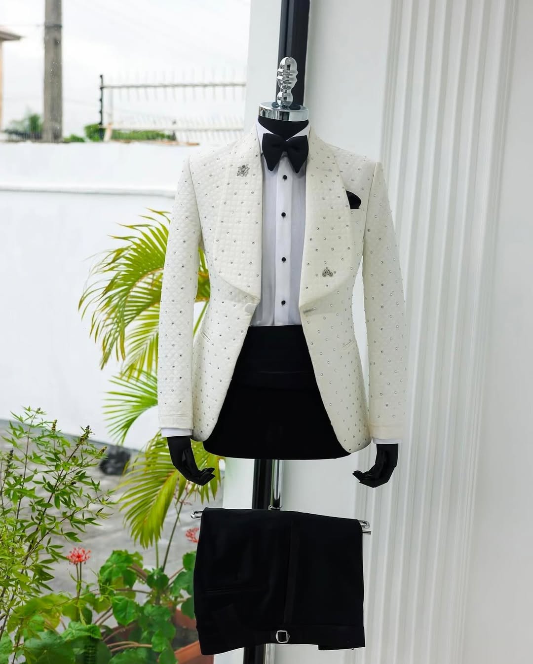 Ivory Shawl Lapel Prom Suit Beaded Slim Fit Wedding Suit