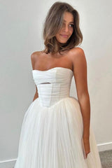 Ivory Strapless Beach Wedding Dress Ball Gown Corset Tulle Bridal Dress with Sweep Train
