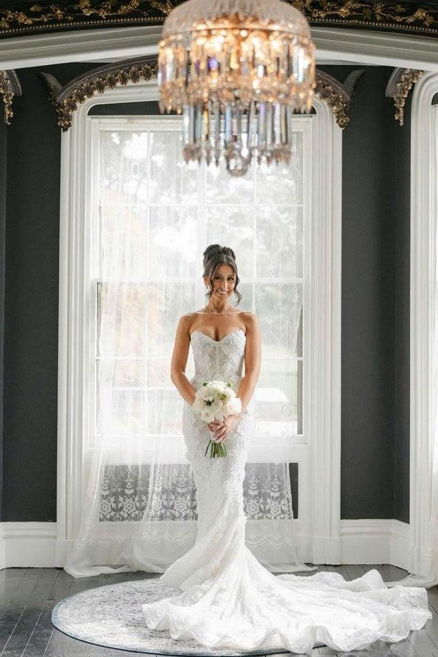 Ivory Strapless Wedding Dress Lace Appliques Long Sleeves Mermaid Bridal Dress with with Panel Train