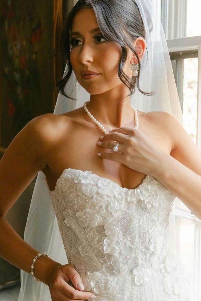 Ivory Strapless Wedding Dress Lace Appliques Long Sleeves Mermaid Bridal Dress with with Panel Train