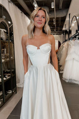 Ivory Sweetheart Beach Wedding Dress A Line Satin Bridal Dress with Pockets