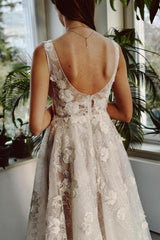 Ivory V Neck Beach Wedding Dress A Line Split Front Sleeveless Bridal Gown With Lace