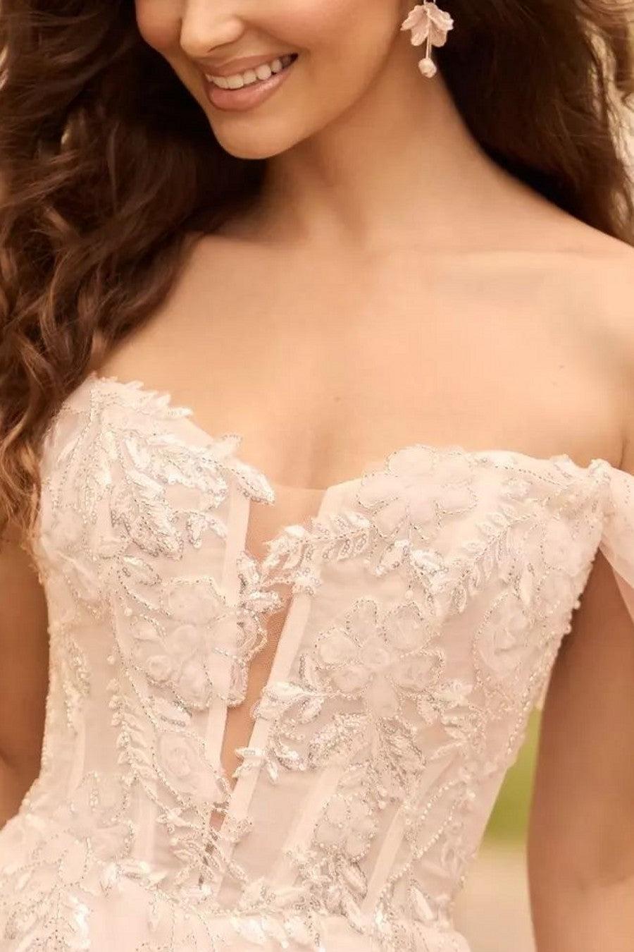 Ivory Wedding Dress A Line Off the Shoulder Corset Appliques Bridal Dress