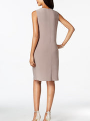 Knee-Length Mother of the Bride Sheath/Column Jewel Neck Dresses
