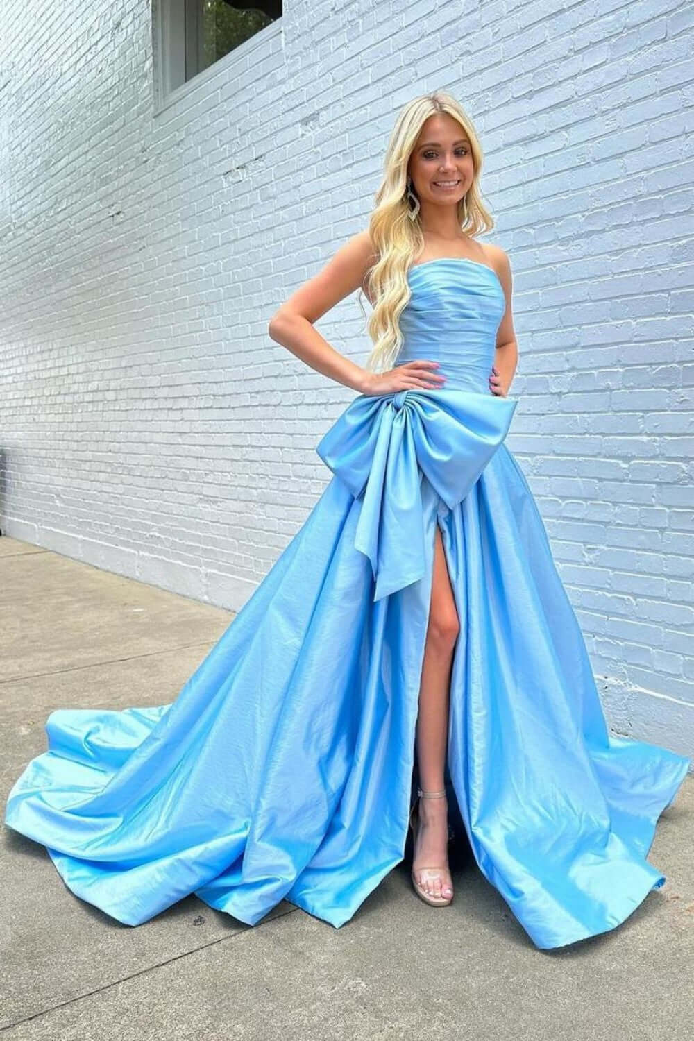 Fuchsia A Line Prom Dress Sleeveless Strapless Satin Evening Dress