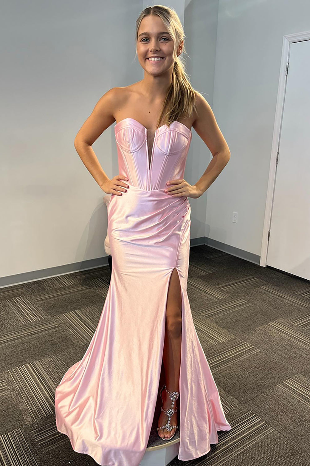 Light Pink Prom Dress Mermaid Sweetheart Long Evening Dress With Slit