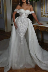 Luxurious Lace Off-The-Shoulder Wedding Dresses With Chapel Train