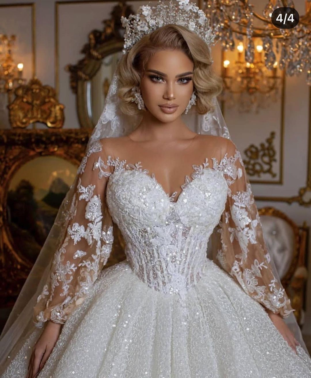 Luxury Long Ball Gown Puffy Sleeves Wedding Dress with and Appliques