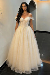 Luxury Off Shoulder Light Yellow Prom Gown With Glitter Pearls Tulle Skirt Formal Evening Gown