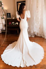 Mermaid Beach Wedding Dress Square Neck Satin Backless Bridal Gown With Short Sleeves