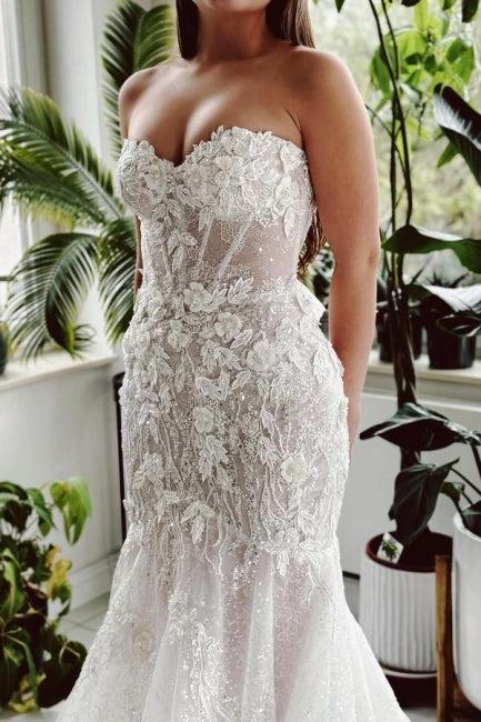 Mermaid Beach Wedding Dress Strapless Lace Sequined Bridal Gown With Train