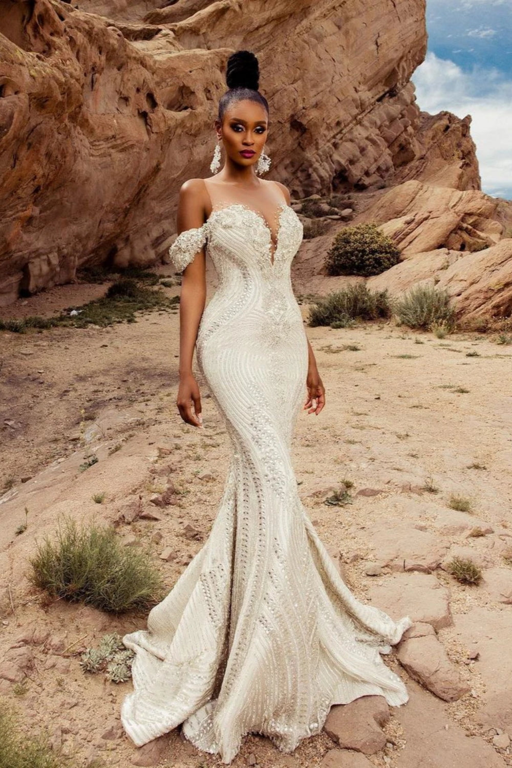 Mermaid Lace Off The Shoulder Sleeveless White Beach Wedding Dress Bridal Gown With Beading