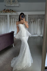 Mermaid Tulle Lace Sweetheart Sleeveless White Beach Wedding Dress Bridal Gown With Appliques