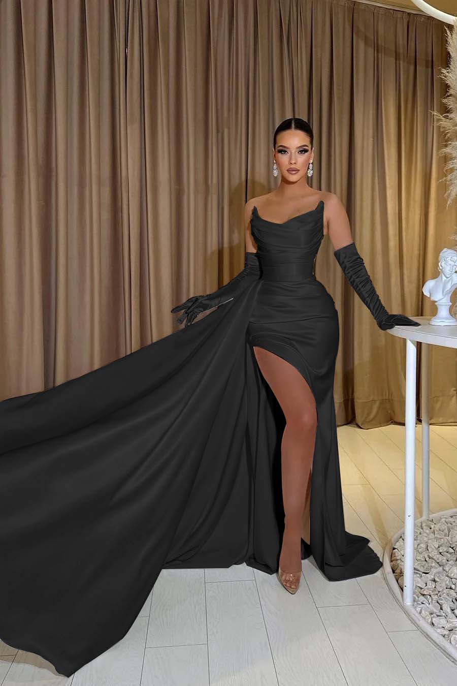 Mermaid Wedding Dress Sleeveless Strapless Satin Formal Dress