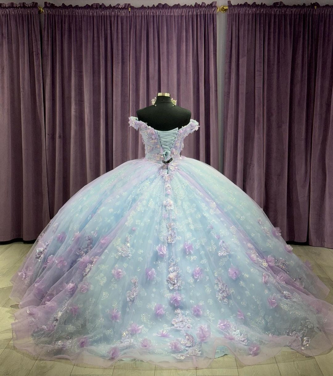 Modern & Chic Ball Gown Off Shoulder V Neck 3D Flower Applique Princess Birthday Evening Party Gown Quinceanera Dress For Sweet 16