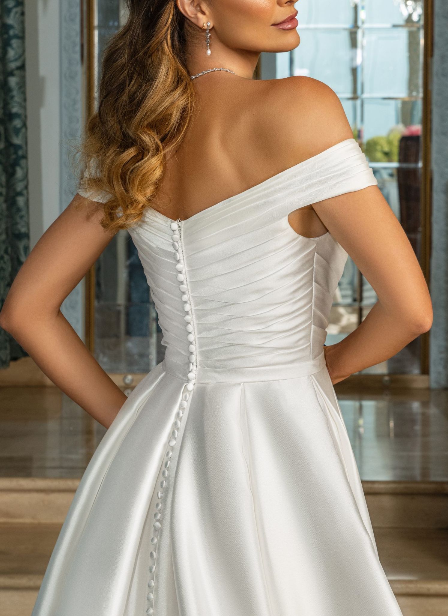 Off-The-Shoulder A-Line Pleated Beach Wedding Dress With Split Front