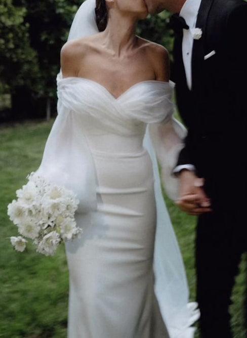 Off-The-Shoulder Beach Wedding Dresses with Long Puff Sleeves