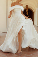 Off-The-Shoulder Sleeveless Beach Wedding Dresses With Split Front/Bow(s)