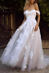Off-The-Shoulder Tulle Lace Wedding Dress With Appliques Lace
