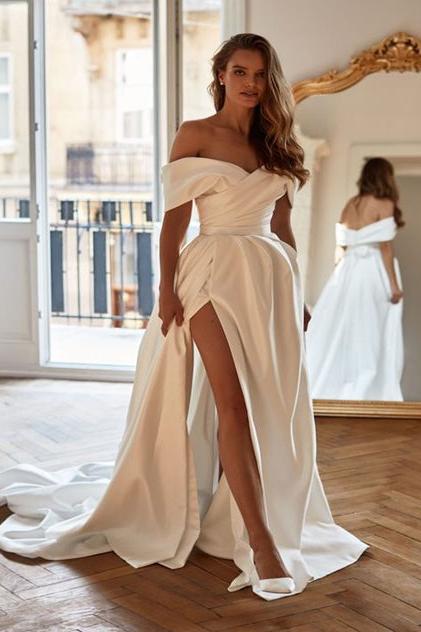 Off-the-Shoulder Sleeveless Satin Court Train Beach Wedding Dress