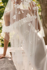Off the shoulder Satin Court Train Wedding Dress Trumpet/Mermaid With Appliques Lace