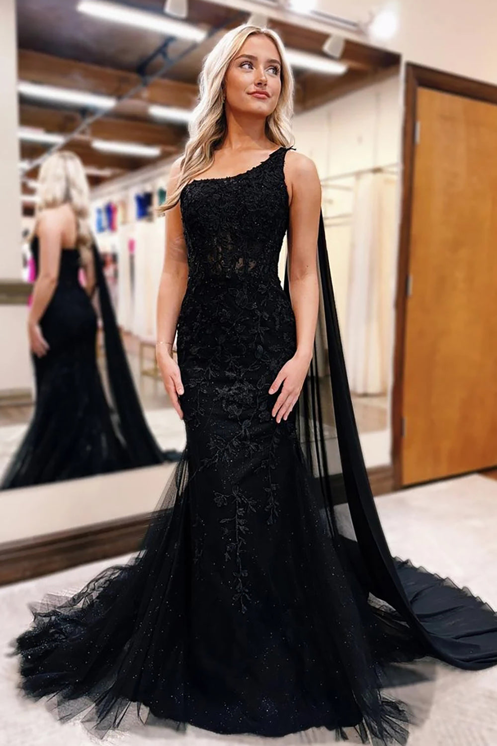 One Shoulder Black Prom Dress Tulle Cape Long Corset Formal Dress With Lace