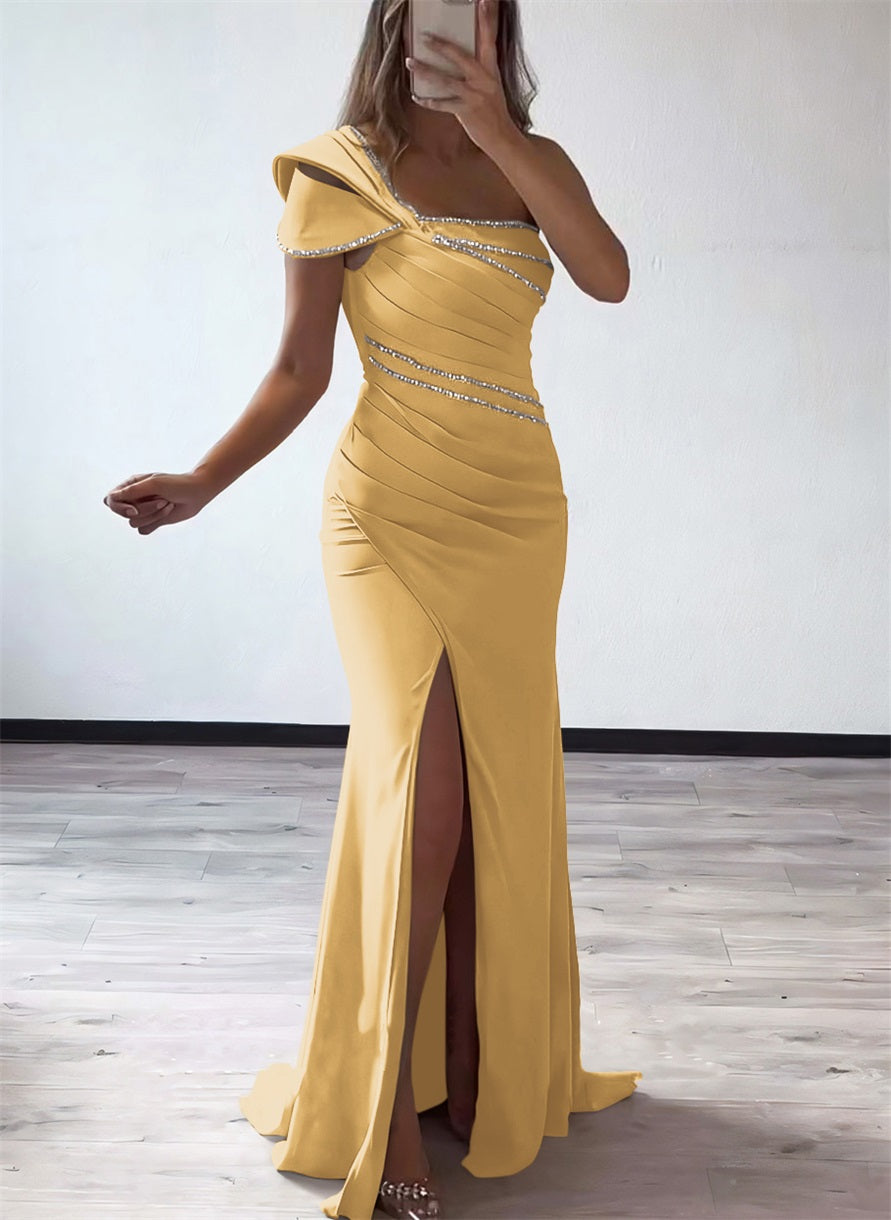 One Shoulder Elastic Satin Bridesmaid Dresses With Beading