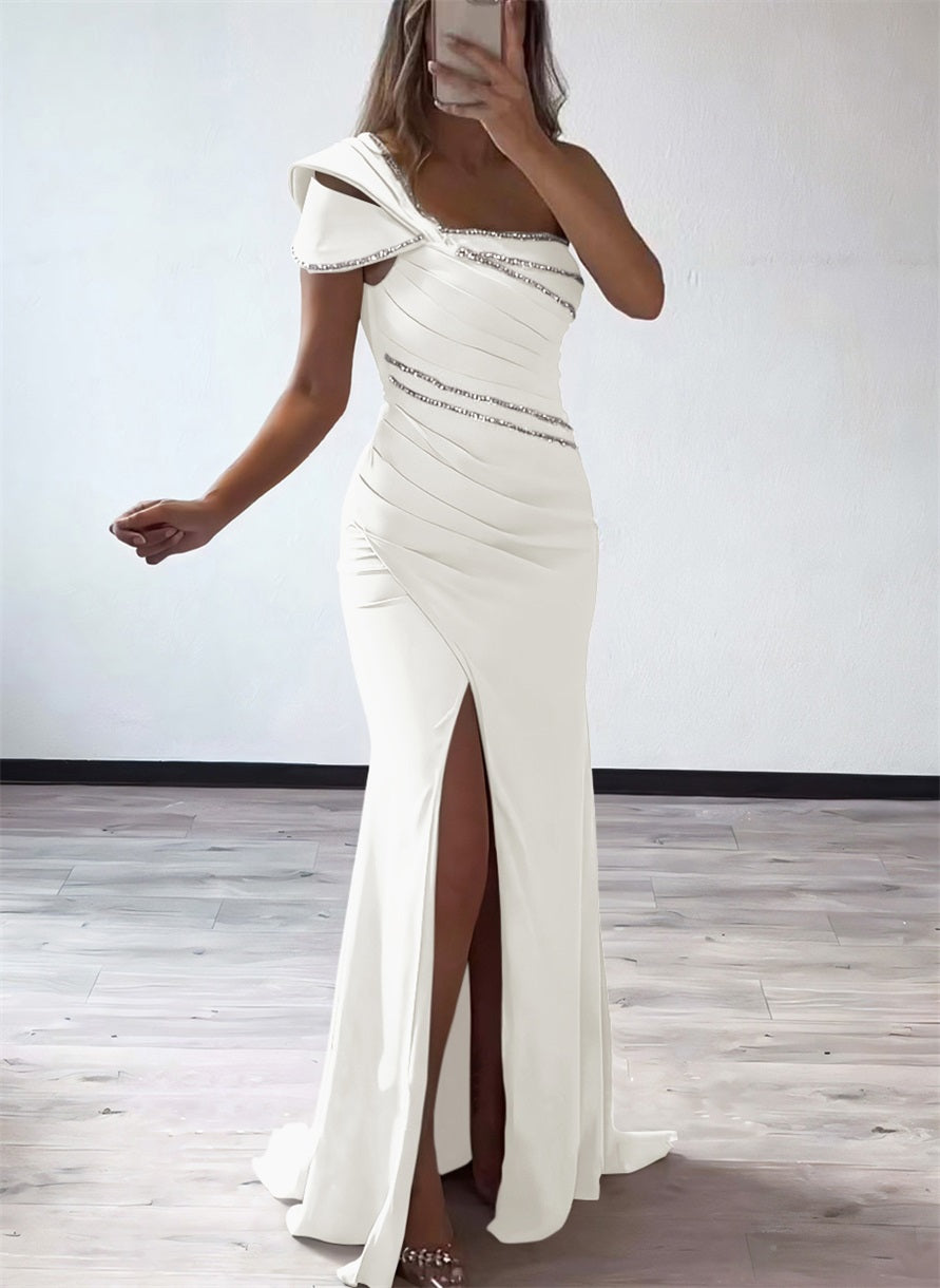 One Shoulder Elastic Satin Bridesmaid Dresses With Beading