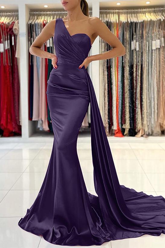 One Shoulder Sleeveless Silk Like Satin Sheath/Column Bridesmaid Dresses