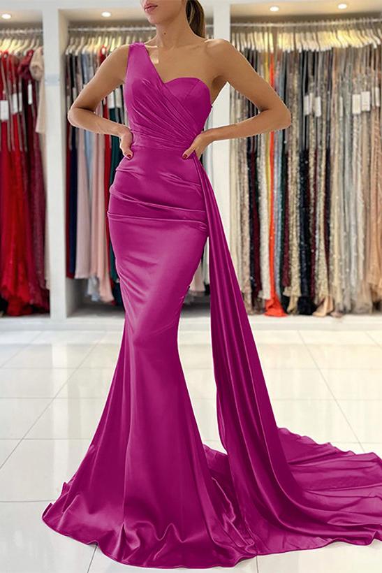 One Shoulder Sleeveless Silk Like Satin Sheath/Column Bridesmaid Dresses