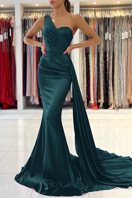 One Shoulder Sleeveless Silk Like Satin Sheath/Column Bridesmaid Dresses