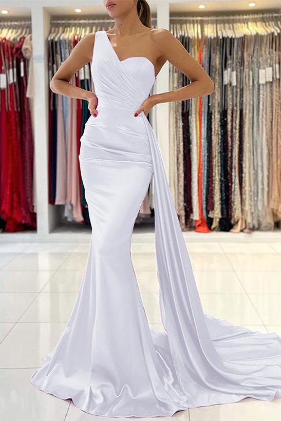 One Shoulder Sleeveless Silk Like Satin Sheath/Column Bridesmaid Dresses