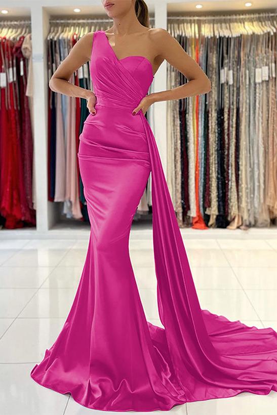 One Shoulder Sleeveless Silk Like Satin Sheath/Column Bridesmaid Dresses