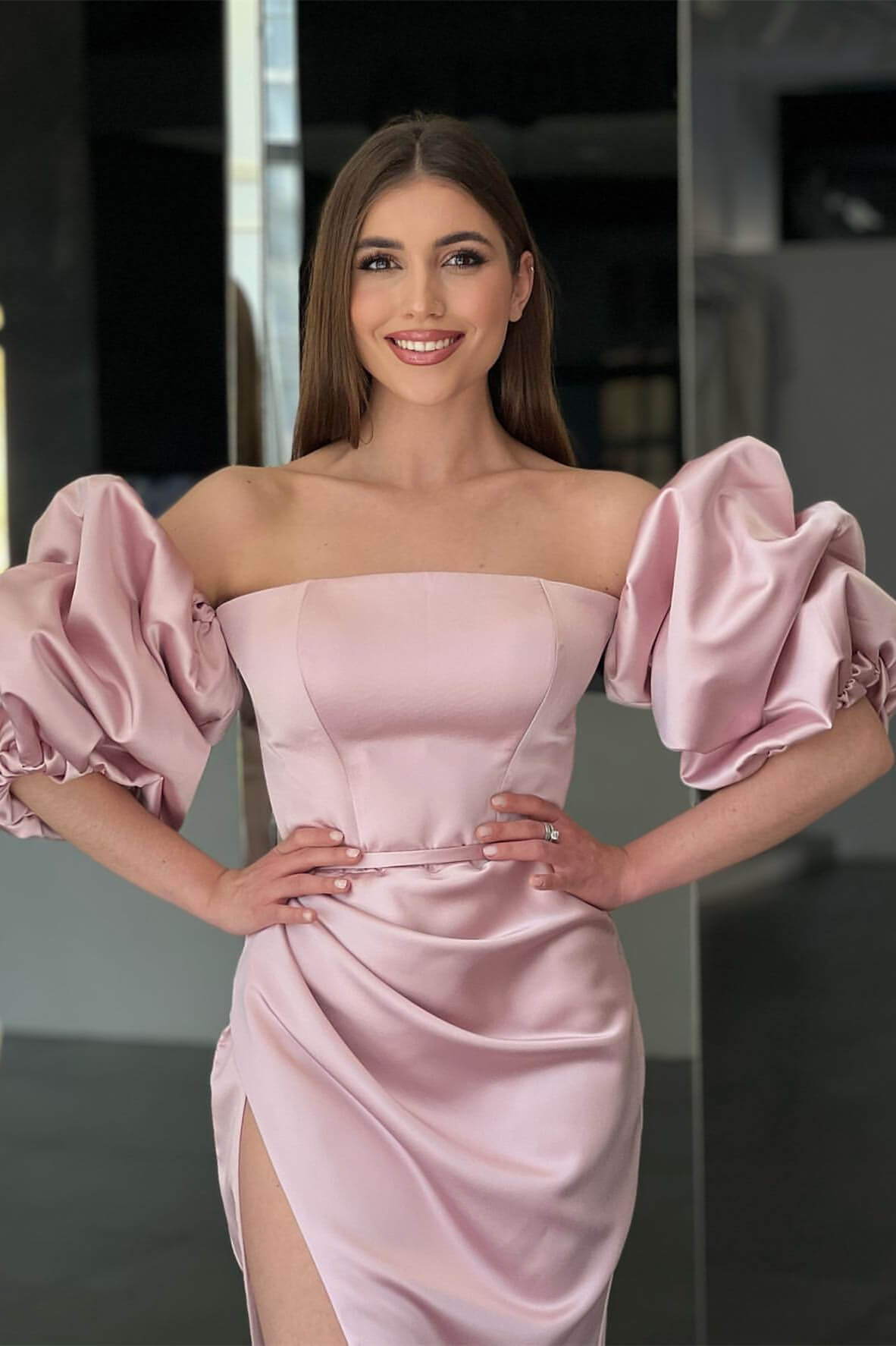 Pink Mermaid Prom Dress Short Sleeve Strapless Satin Evening Dress