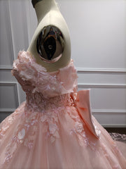 Pink Quinceanera Dress Lace Appliques Ball Gown Off the Shoulder Sweet 16 Dress