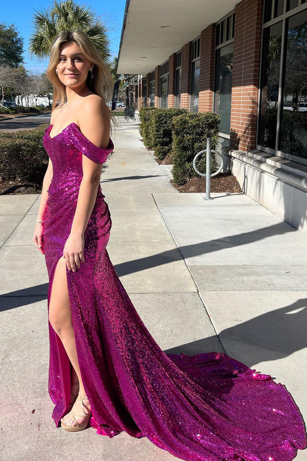 Plus Size Golden Prom Dress Off the Shoulder Mermaid Evening Dress with Slit
