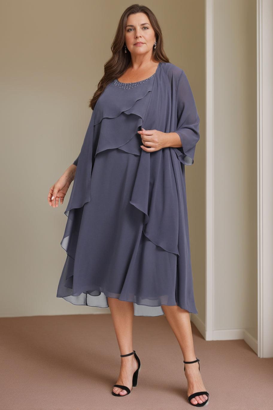 Plus Size Knee-Length Mother of the Bride A-Line Dress with Scoop Neck and Beading