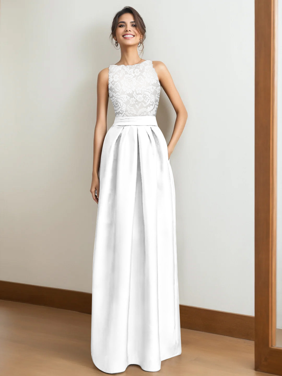 Princess A-Line Scoop Neck Sleeveless Pleated Mother of the Bride Dress with Lace Appliques