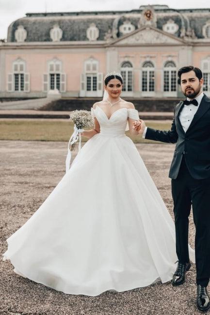Princess White Wedding Dress Off The Shoulder A Line V Neck Organza Satin Bridal Gown