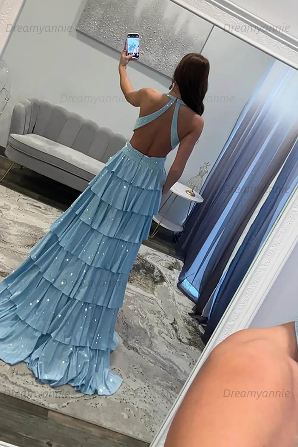 Dreamyannie Emerald Green Prom Dress Tiered A-Line Halter Long Formal Dress With Slit