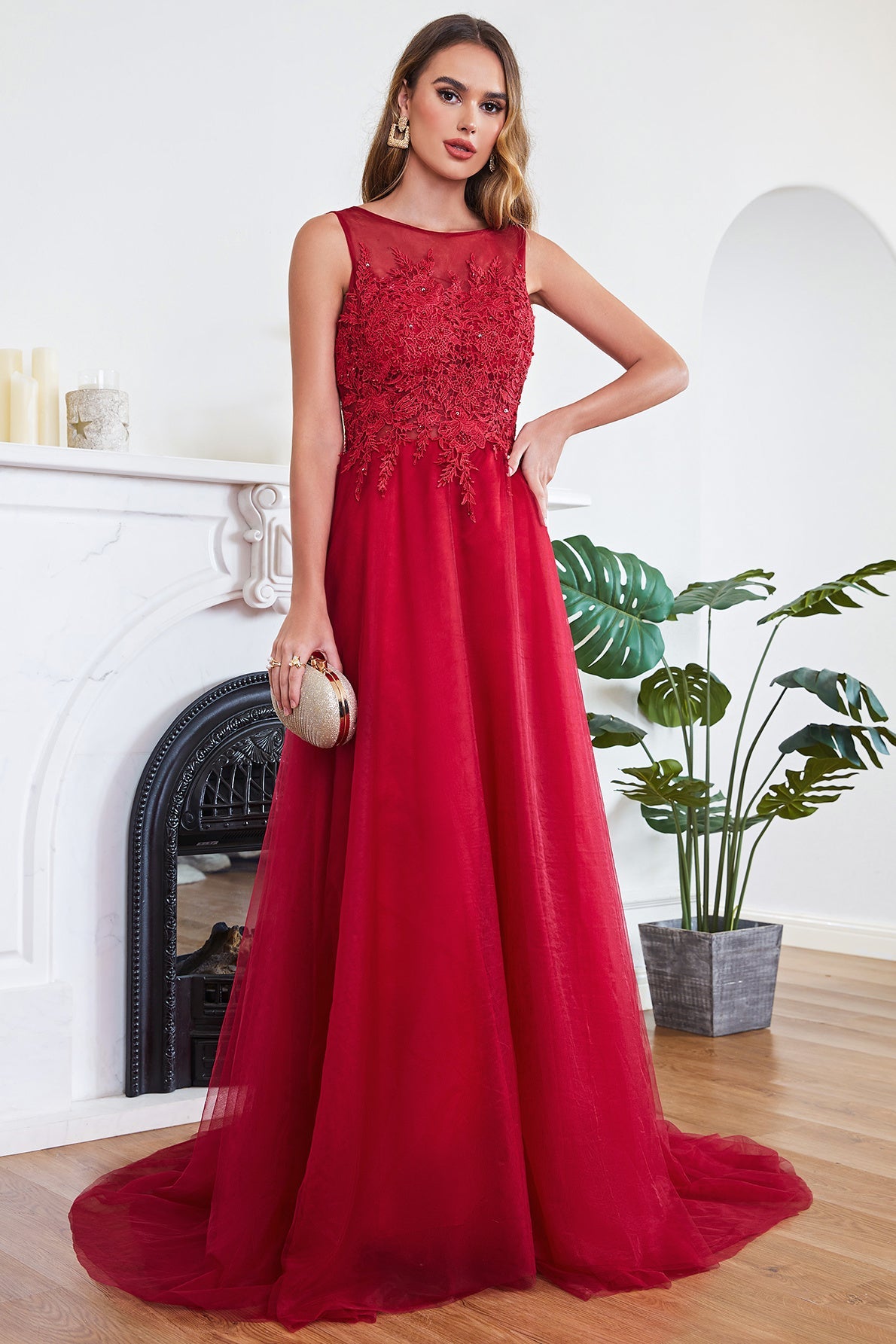 Red Formal Dress Crew Neck Lace Appliques Tulle Evening Dress