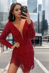 Red Long Sleeves Deep V-Neck Sequined Short Graduation Dress with Fringes
