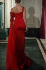 Red Mermaid Prom Dress with Lace Bodice and Chiffon Cape Sleeve