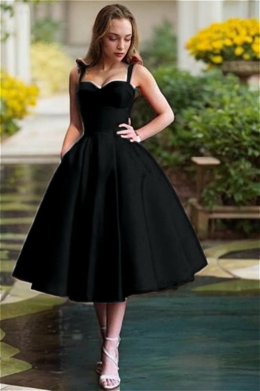 Red Spaghetti Straps Graduation Dress Sweetheart Sleeveless A Line Short Cocktail Dress