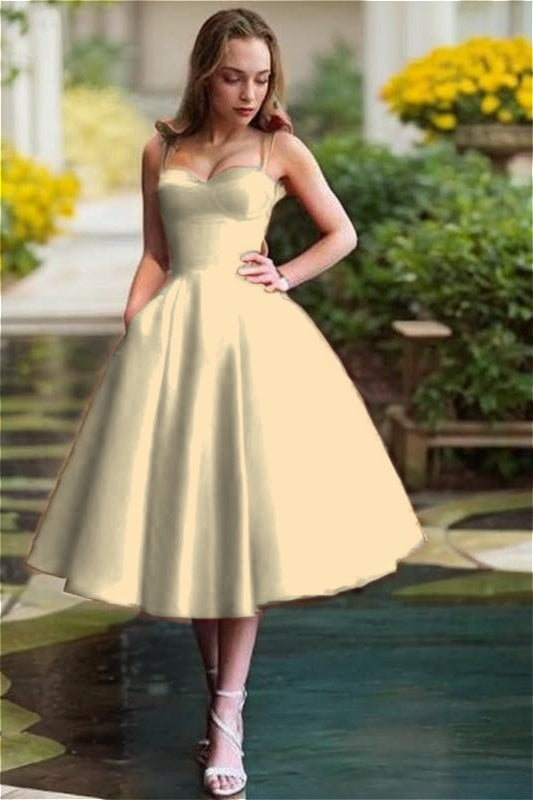 Red Spaghetti Straps Graduation Dress Sweetheart Sleeveless A Line Short Cocktail Dress
