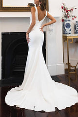 Satin Beach Wedding Dresses - Elegant Trumpet/Mermaid V-Neck Sleeveless