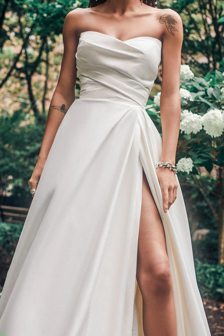 Satin Strapless Ball-Gown Beach Wedding Dresses