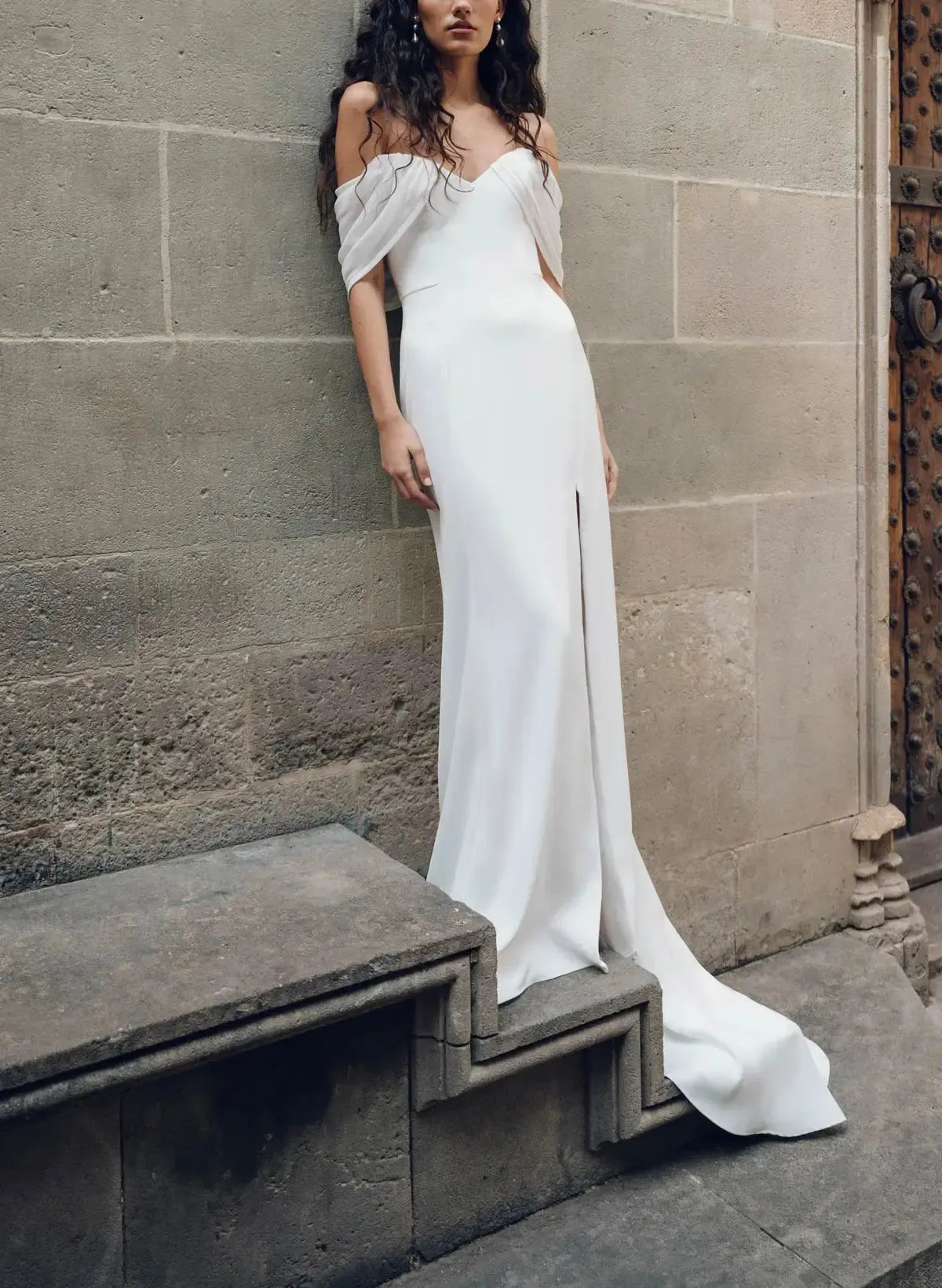 Sheath Column Sweetheart Sleeveless Court Train Chiffon Satin Wedding Dress with High Slit