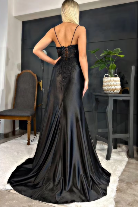 Sheath Prom Dress Black Long Appliques Evening Dress